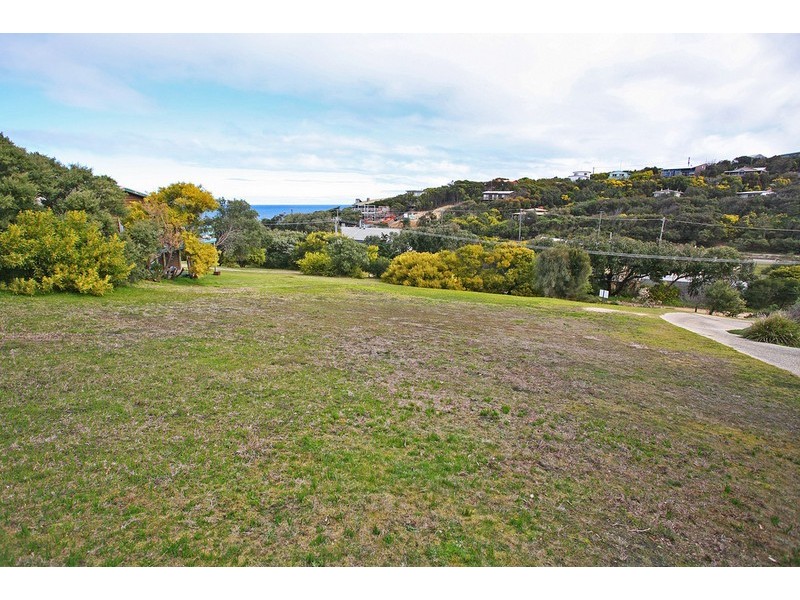 10 Cowan Avenue, Fairhaven VIC 3231