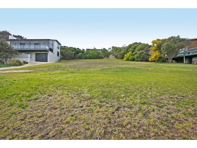 10 Cowan Avenue, Fairhaven VIC 3231