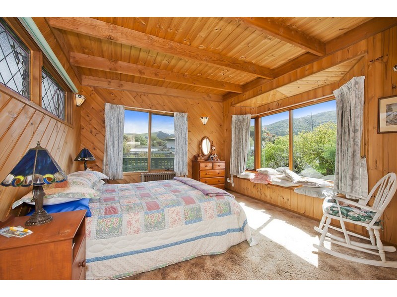 123 McLachlan Street, Apollo Bay VIC 3233