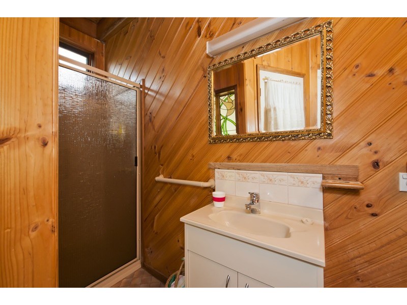 123 McLachlan Street, Apollo Bay VIC 3233