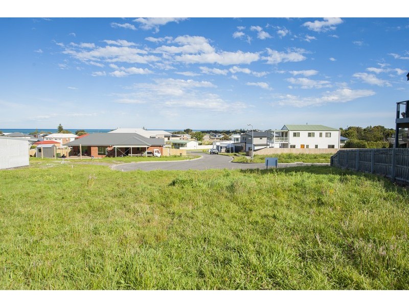 42 Scenic Drive, Apollo Bay VIC 3233