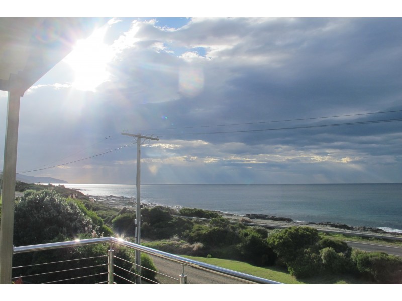 27 Great Ocean Road (Skenes Creek), Apollo Bay VIC 3233