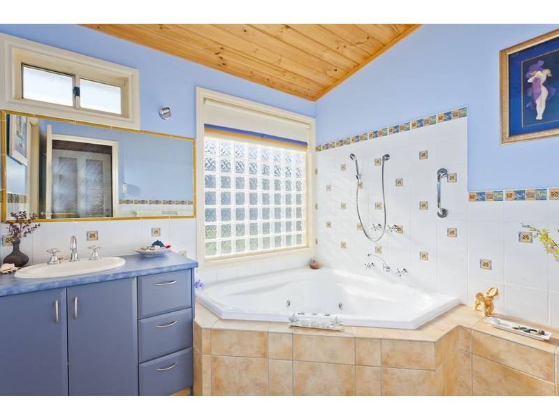 27 Great Ocean Road (Skenes Creek), Apollo Bay VIC 3233