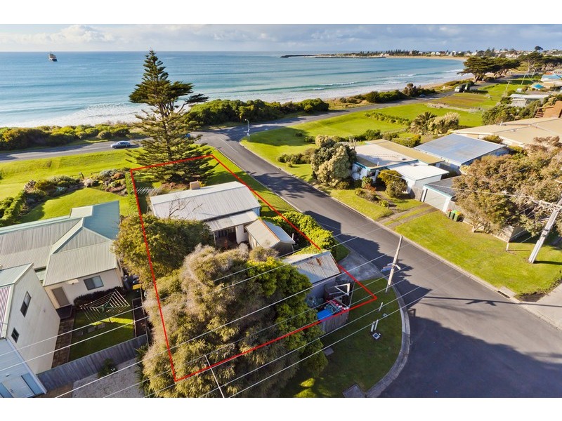 243 Great Ocean Road, Apollo Bay VIC 3233