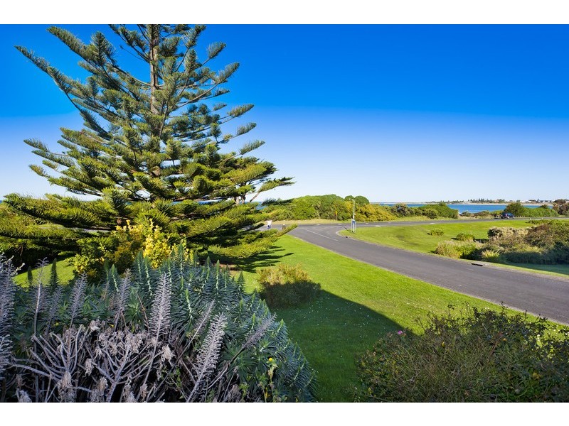 243 Great Ocean Road, Apollo Bay VIC 3233