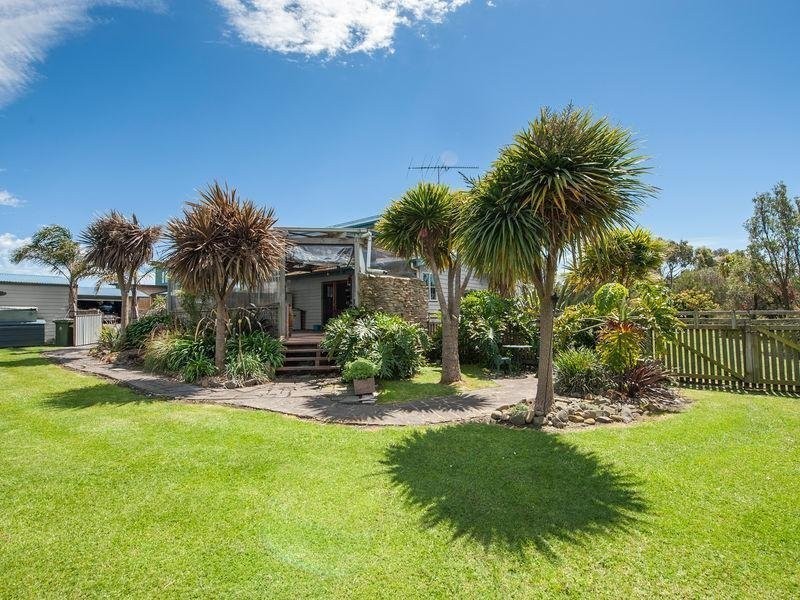 17 Ocean Park Drive, Apollo Bay VIC 3233