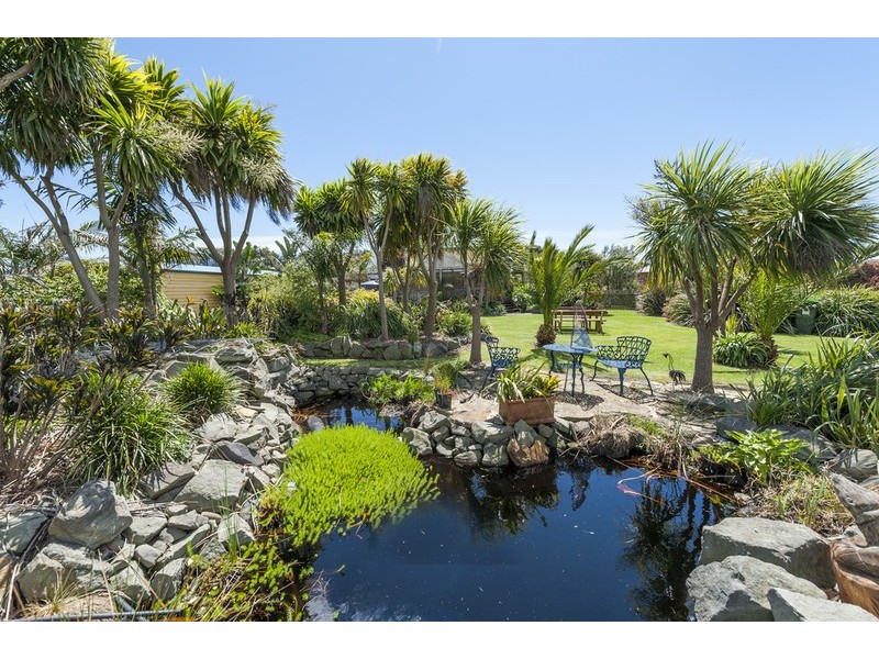 17 Ocean Park Drive, Apollo Bay VIC 3233