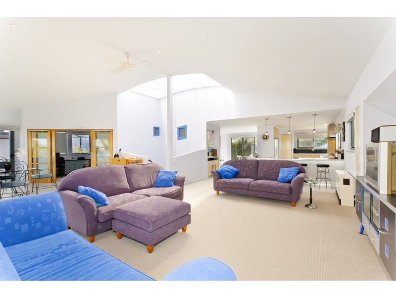 16 Gambier Street, Apollo Bay VIC 3233