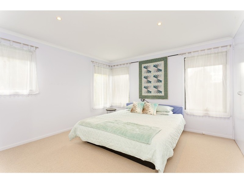 16 Gambier Street, Apollo Bay VIC 3233