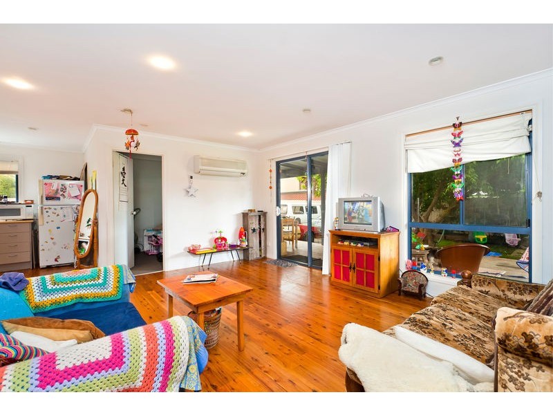 6 Ramsden Avenue, Apollo Bay VIC 3233