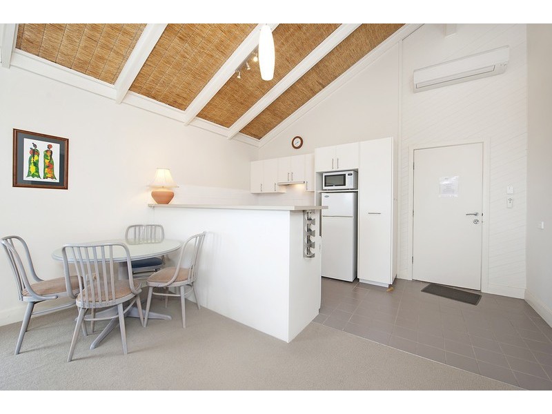 2/5230 Great Ocean Road, Apollo Bay VIC 3233