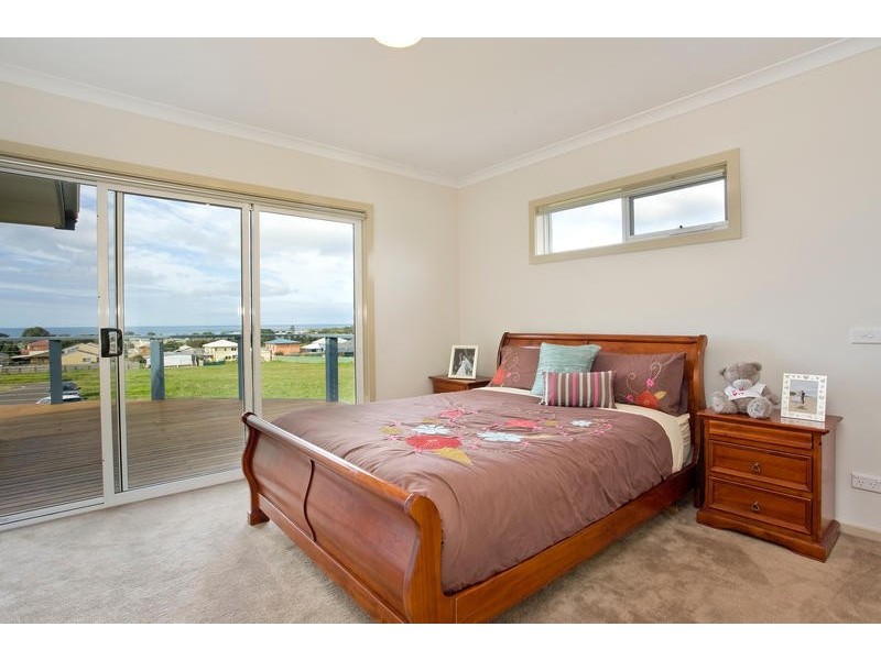 11 Nova Court, Apollo Bay VIC 3233