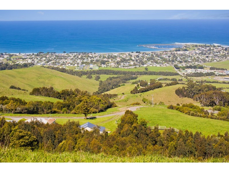 300 Montrose Avenue, Apollo Bay VIC 3233