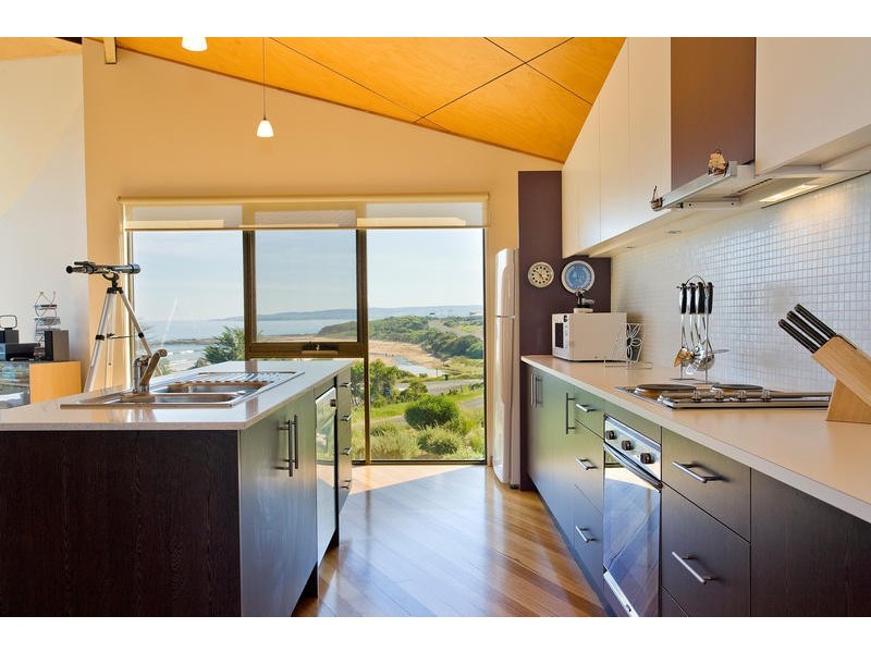 3 Ocean Terrace, Apollo Bay VIC 3233