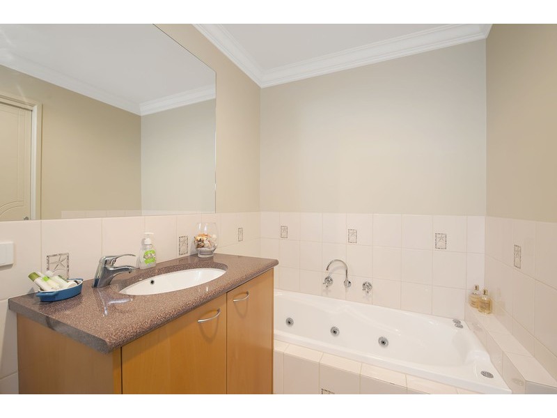 2/24 Campbell Court, Apollo Bay VIC 3233
