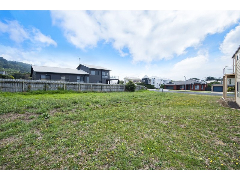 14 Seaview Drive, Apollo Bay VIC 3233