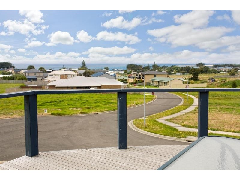 44 Scenic Drive, Apollo Bay VIC 3233