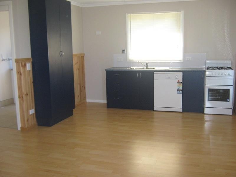 24B (rear) Great Ocean Road, Marengo VIC 3233