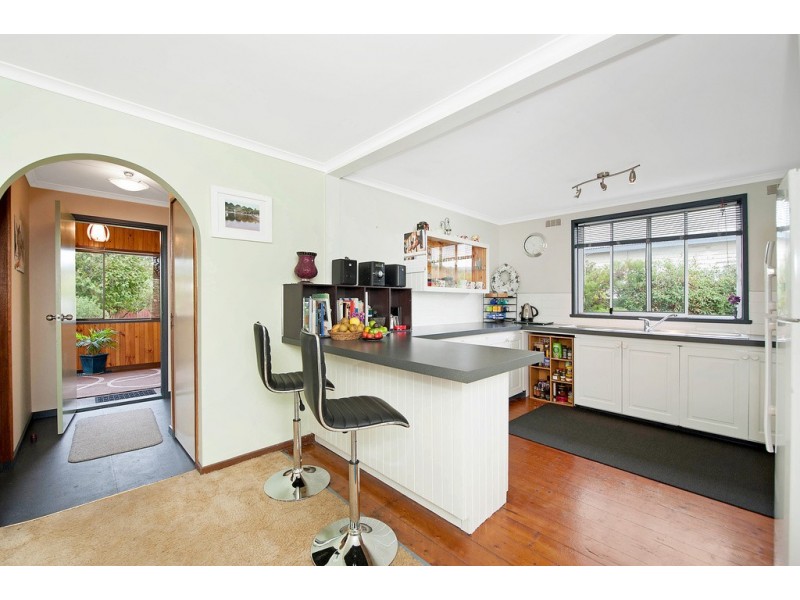 31 Montrose Avenue, Apollo Bay VIC 3233