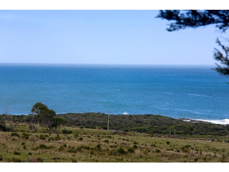 1 Point Avenue, Skenes Creek VIC 3233