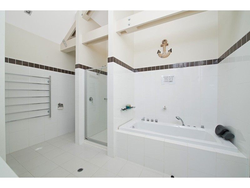 123A Great Ocean Road, Apollo Bay VIC 3233