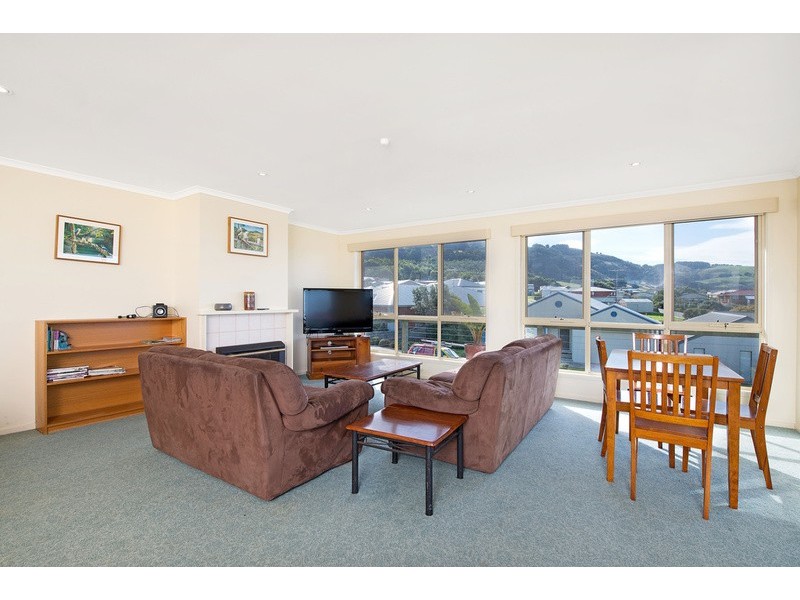 6 Jillian Road, Apollo Bay VIC 3233