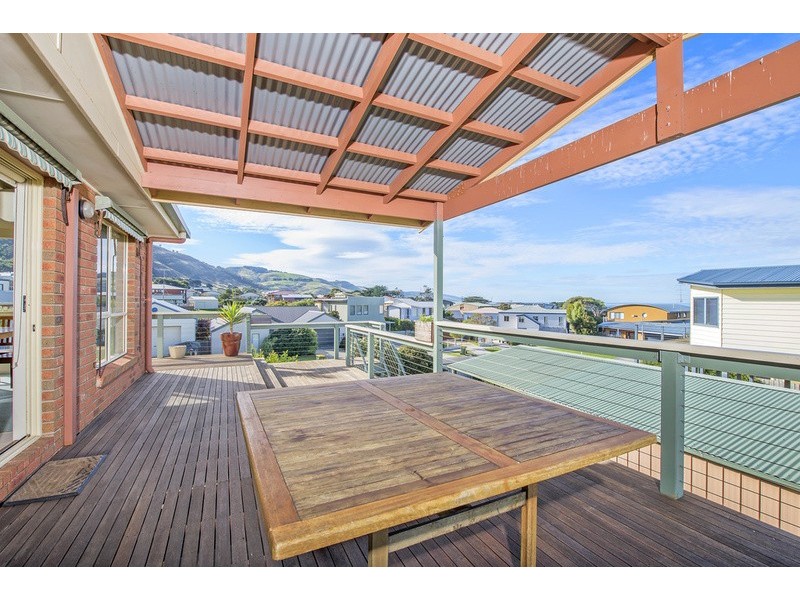 6 Jillian Road, Apollo Bay VIC 3233