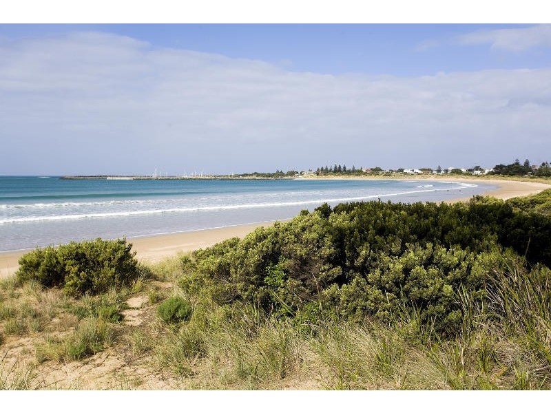24 Diana Street, Apollo Bay VIC 3233