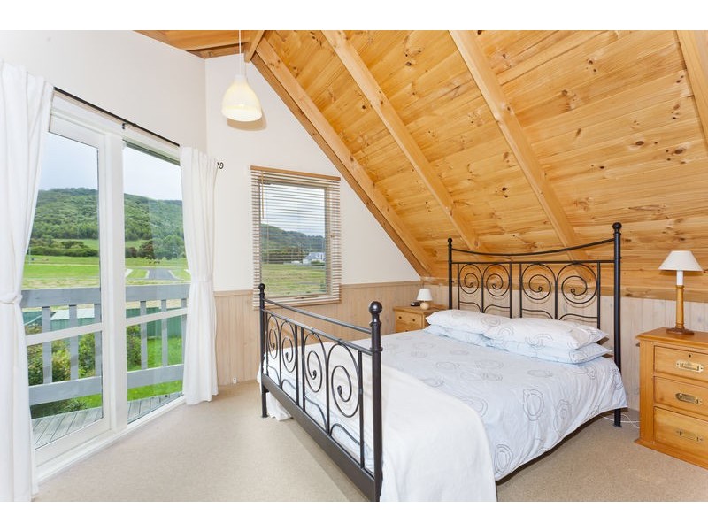 10 Park Avenue, Apollo Bay VIC 3233