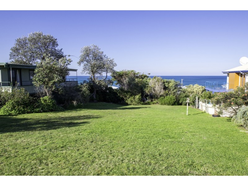 29 Surf Avenue, Skenes Creek VIC 3233