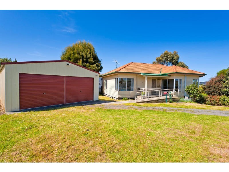 33 Murray Square, Apollo Bay VIC 3233