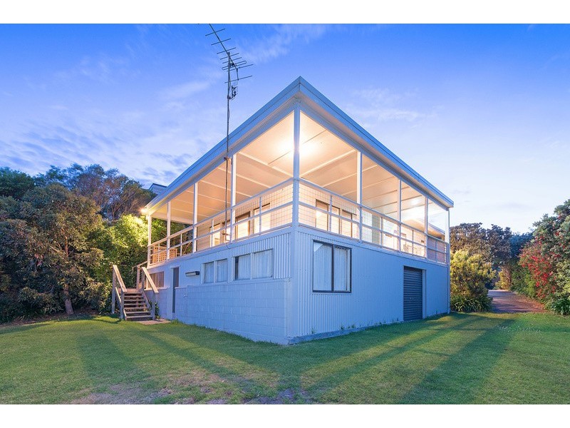 6 Mitchell Court, Marengo VIC 3233