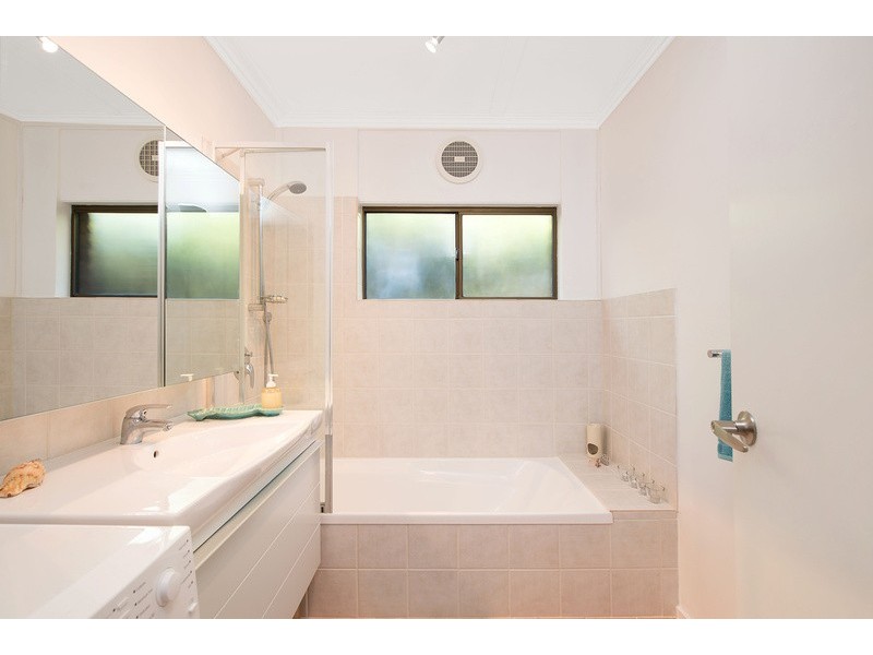 6 Mitchell Court, Marengo VIC 3233