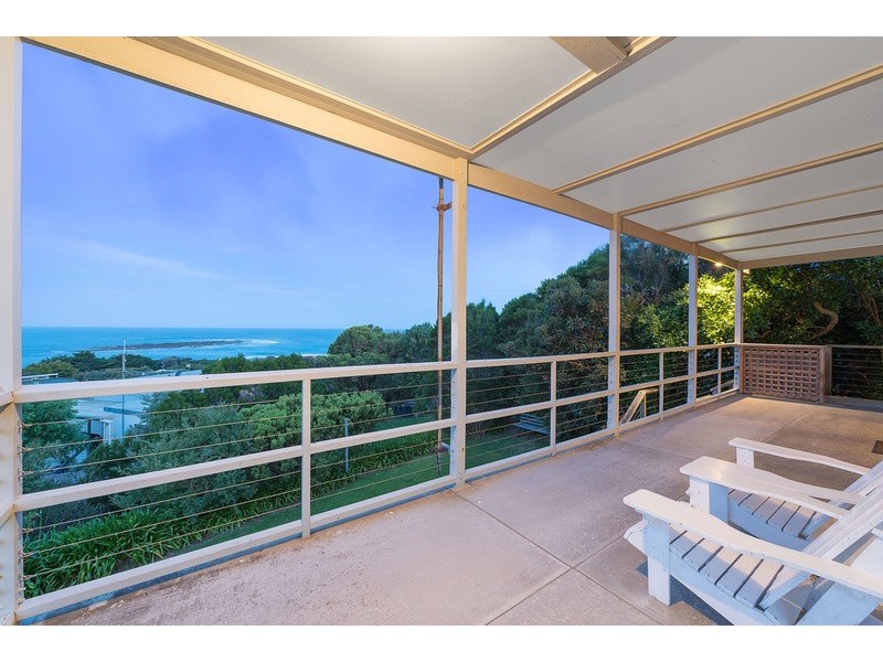 6 Mitchell Court, Marengo VIC 3233