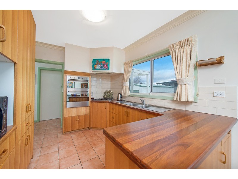 39 Murray Square, Apollo Bay VIC 3233