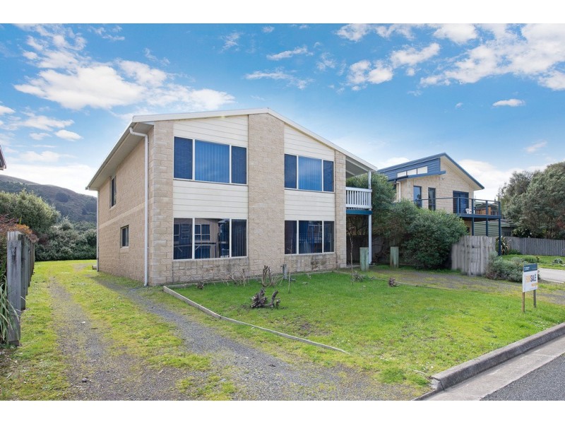 10 Scenic Drive, Apollo Bay VIC 3233