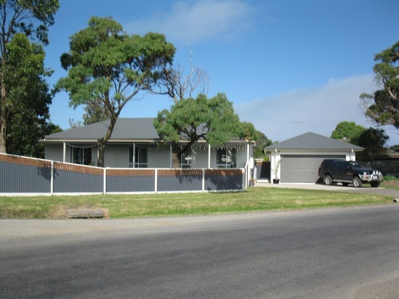 20 Seymour Crescent, Apollo Bay VIC 3233