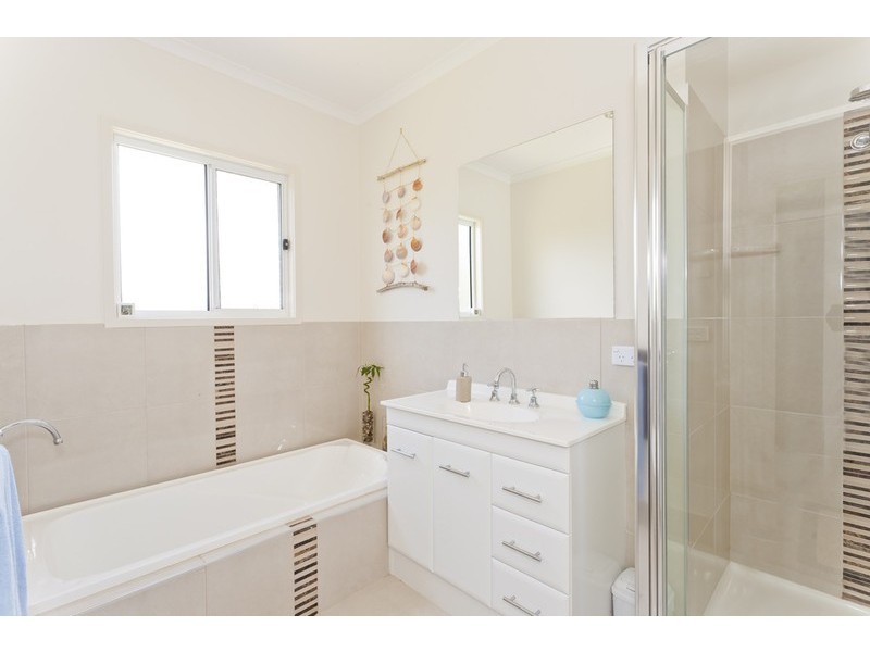 20 Seymour Crescent, Apollo Bay VIC 3233