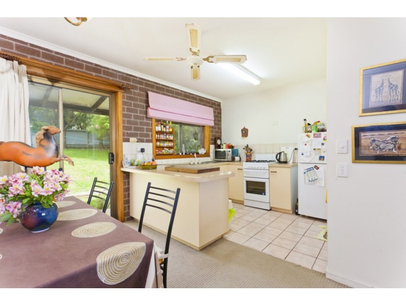 12 Vista Avenue, Skenes Creek VIC 3233