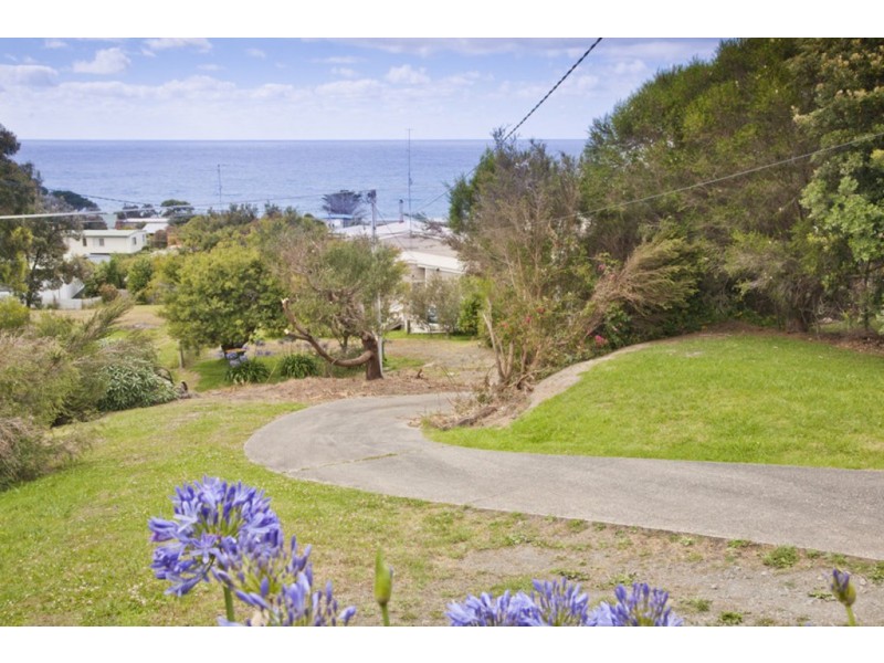 12 Vista Avenue, Skenes Creek VIC 3233