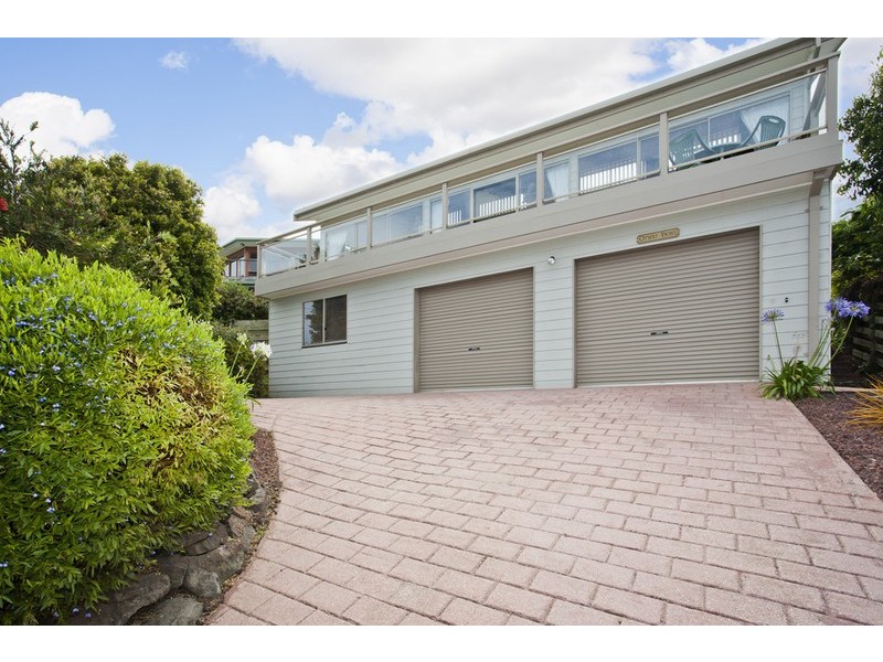 24 Otway Avenue, Skenes Creek VIC 3233