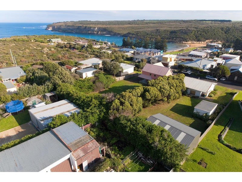 24 Hennessy Street, Port Campbell VIC 3269