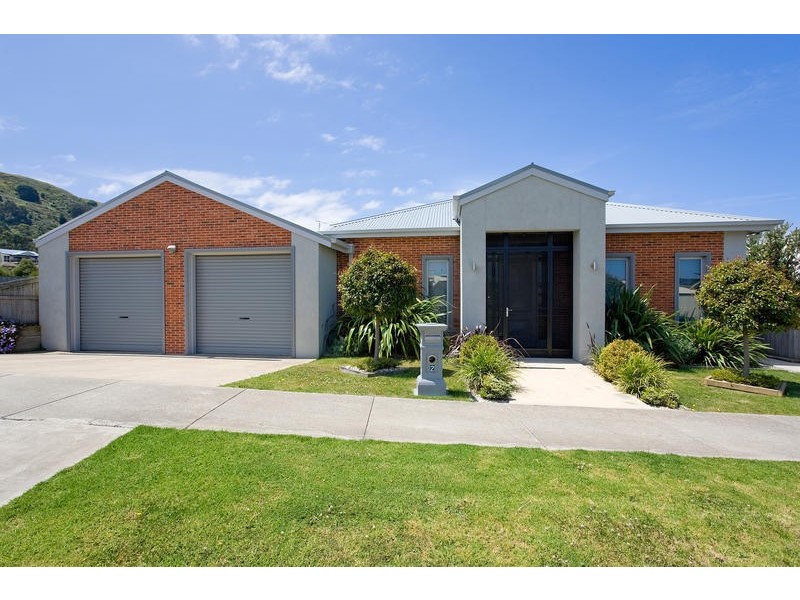 2 Outlook Road, Apollo Bay VIC 3233