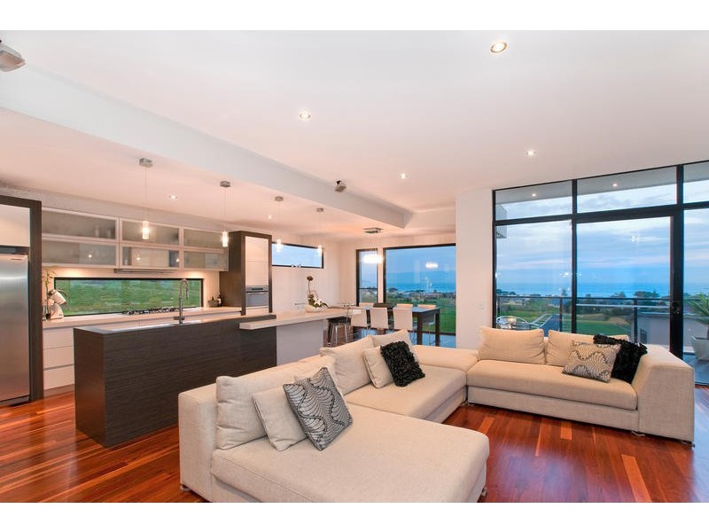 27 Seeberg Court, Apollo Bay VIC 3233