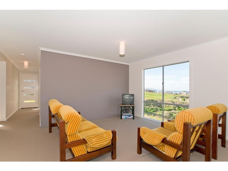 16 Seeberg Court, Apollo Bay VIC 3233