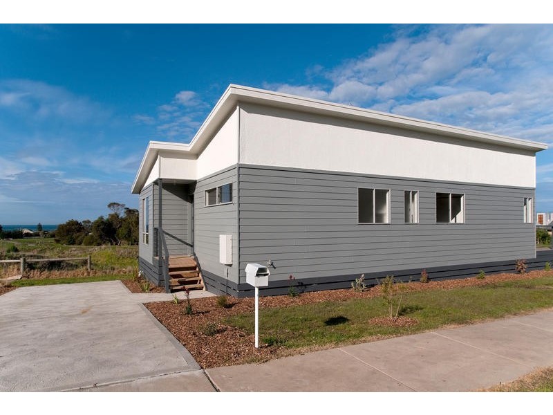 16 Seeberg Court, Apollo Bay VIC 3233
