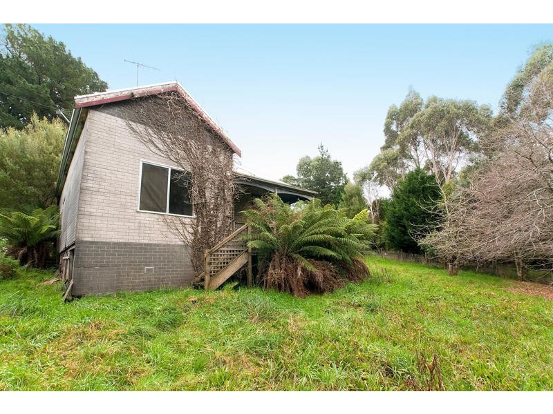 4 Gardner Street, Beech Forest VIC 3237