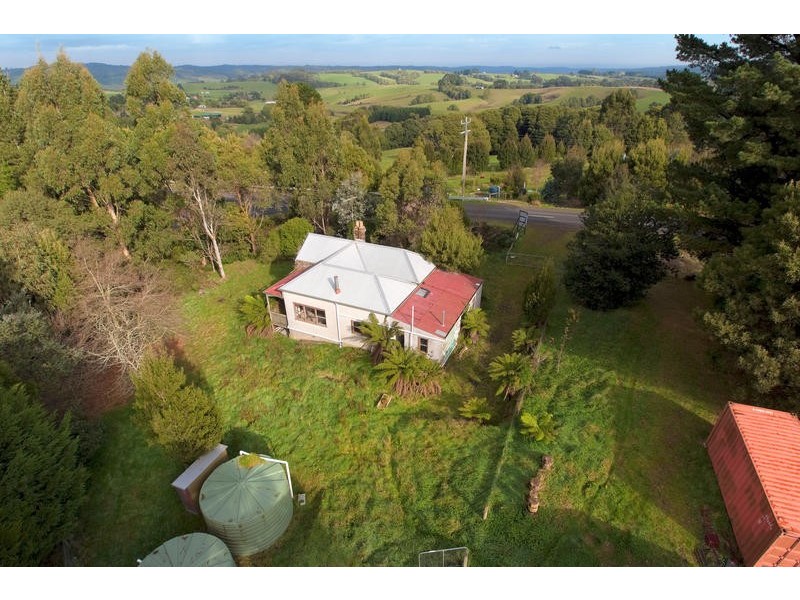 4 Gardner Street, Beech Forest VIC 3237
