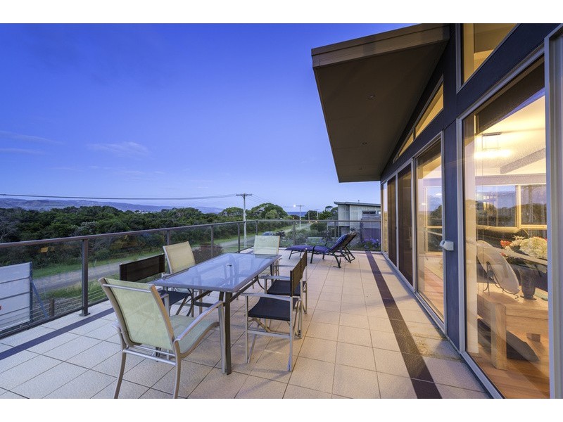 11 Telford Street, Apollo Bay VIC 3233