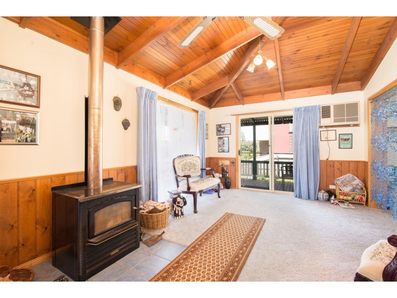 17 Cawood Street, Apollo Bay VIC 3233